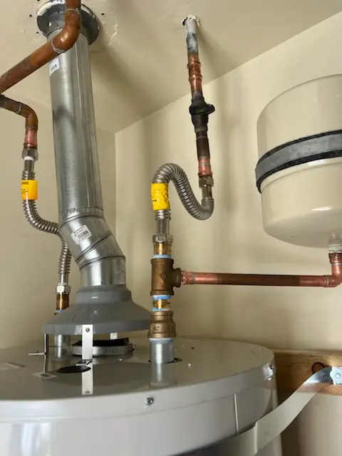 Water heater installation and plumbing repair in Pineview Estates